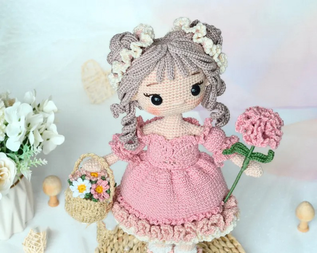 CLARA the Carnation Girl, Doll Pattern