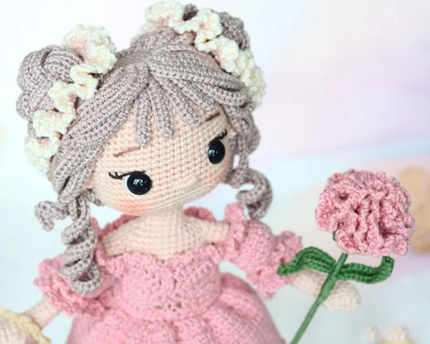 CLARA the Carnation Girl, Doll Pattern