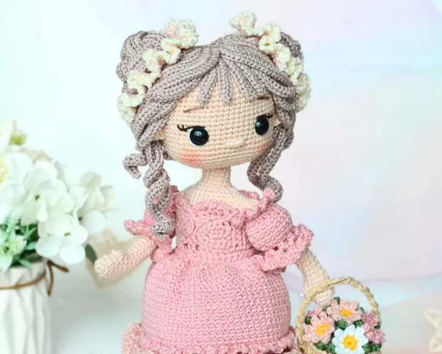 CLARA the Carnation Girl, Doll Pattern