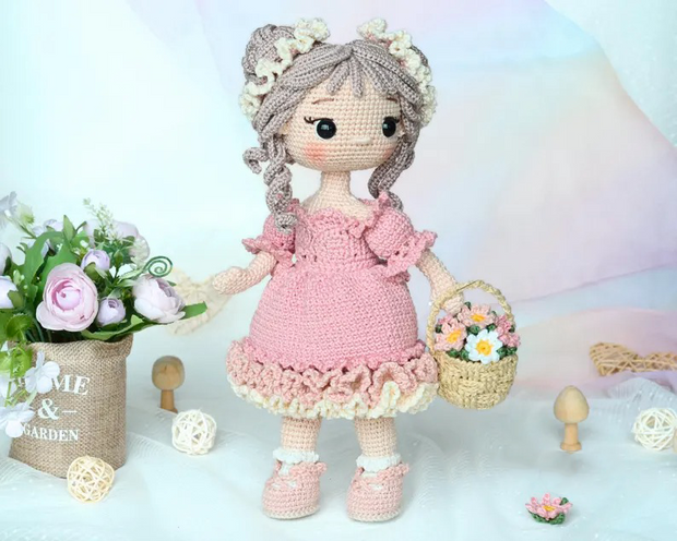 CLARA the Carnation Girl, Doll Pattern