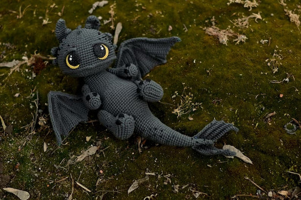Crochet pattern for black dragon