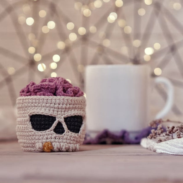 Brainy skull coaster set CROCHET PATTERN