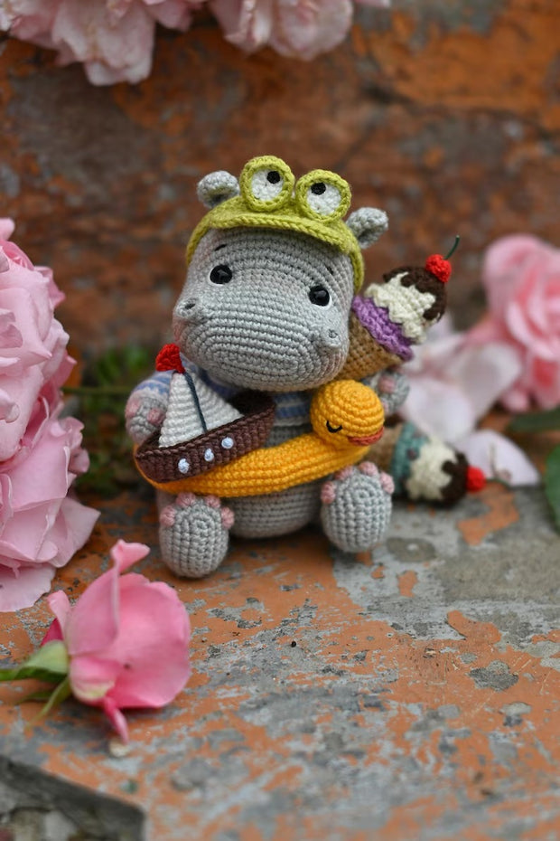 Crochet pattern for Austin the Hippo