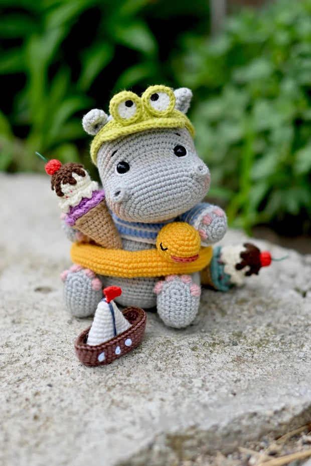 Crochet pattern for Austin the Hippo