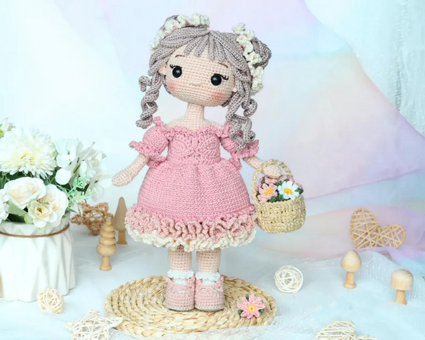 CLARA the Carnation Girl, Doll Pattern