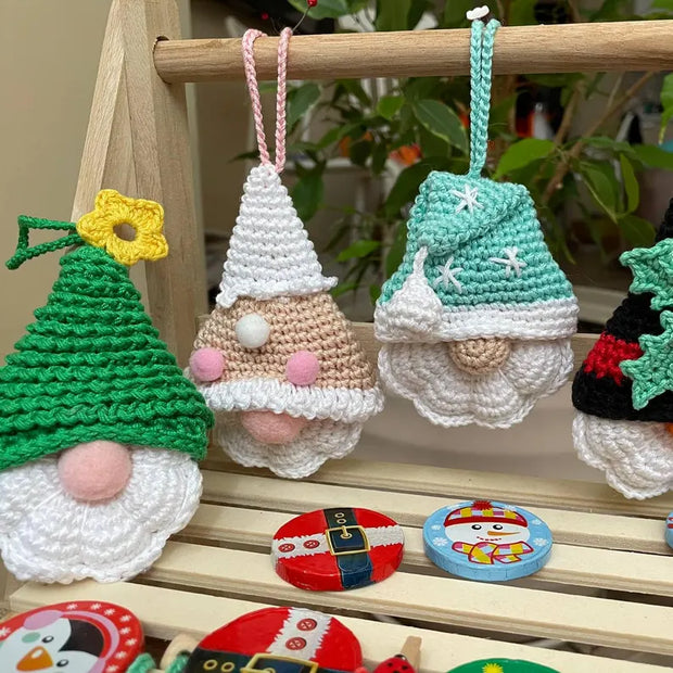 10 in 1 Christmas gnomes crochet pattern