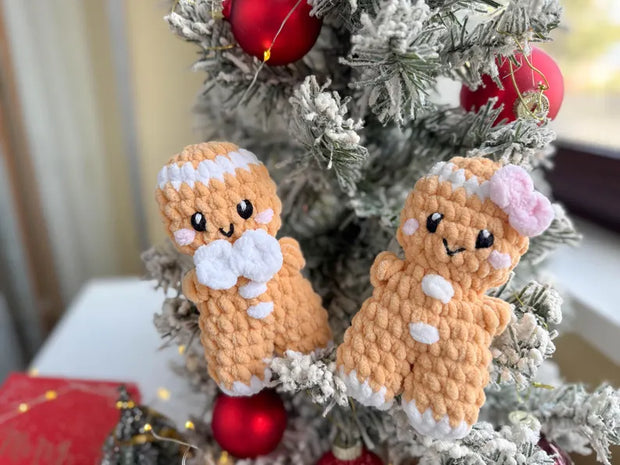 Crochet Christmas Gingerbread Decor Pattern