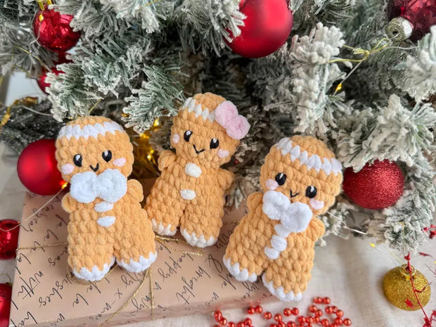 Crochet Christmas Gingerbread Decor Pattern