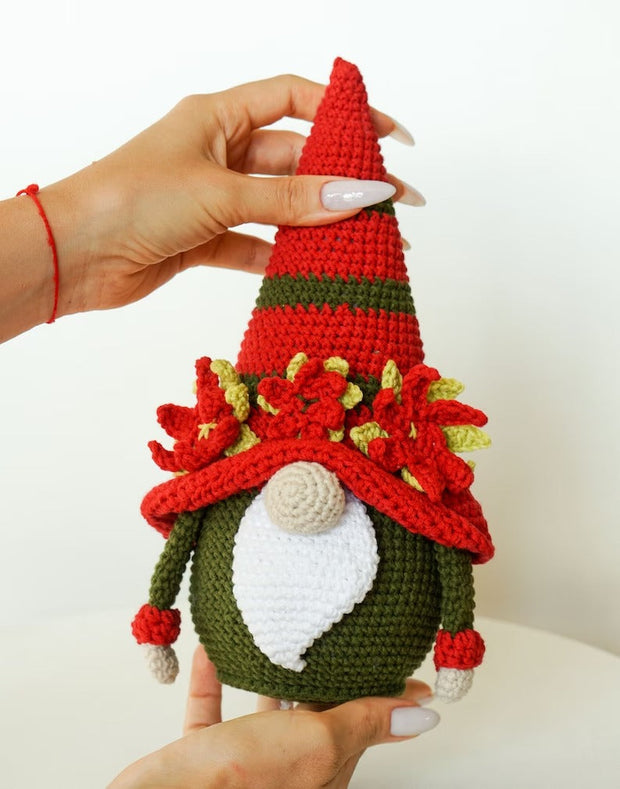 Crochet patterns Flower Gnome